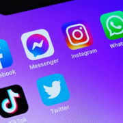 Por que a minha empresa deve estar presente nas redes sociais?